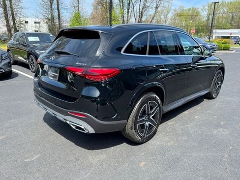 Used 2026 Mercedes-Benz GLC 300 4MATIC image 3