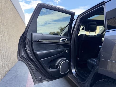 Used 2018 Jeep Grand Cherokee Trackhawk AWD/4WD image 12