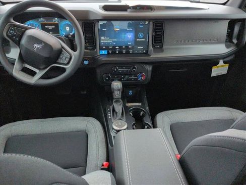 New 2025 Ford Bronco 4-Door image 15