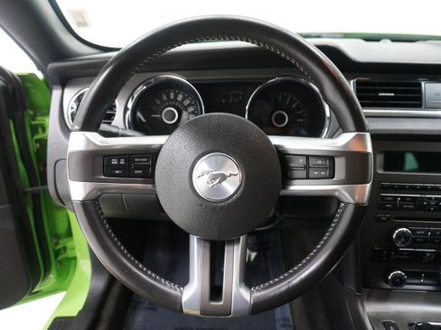 Used 2014 Ford Mustang GT image 14