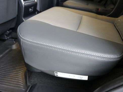 Used 2024 Lexus GX 550 w/ Accessory Package (Z1) image 26