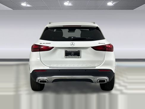 Certified 2025 Mercedes-Benz GLA 250 4MATIC image 9