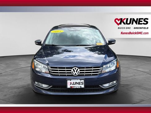 Used 2015 Volkswagen Passat TDI SEL Premium FWD image 4