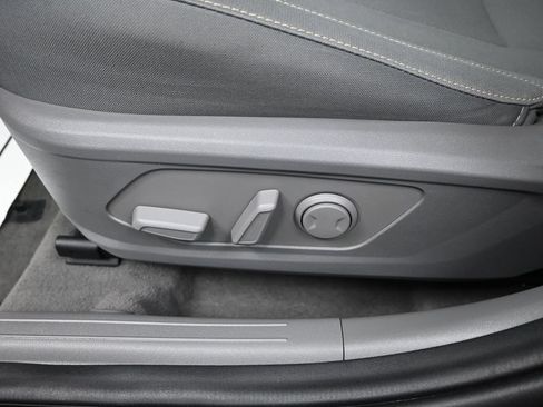 Used 2022 Hyundai Elantra SEL w/ Convenience + Premium Package FWD image 13