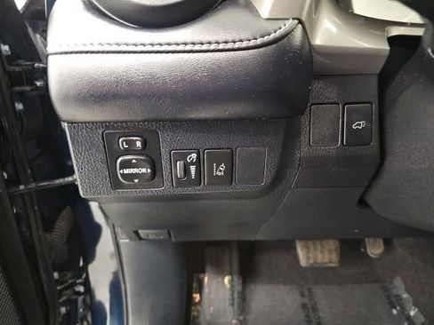 Used 2018 Toyota RAV4 Limited w/ Advanced Technology Package image 18