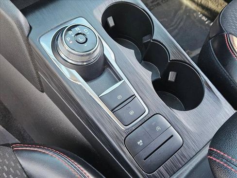 Used 2025 Ford Escape ST-Line image 12