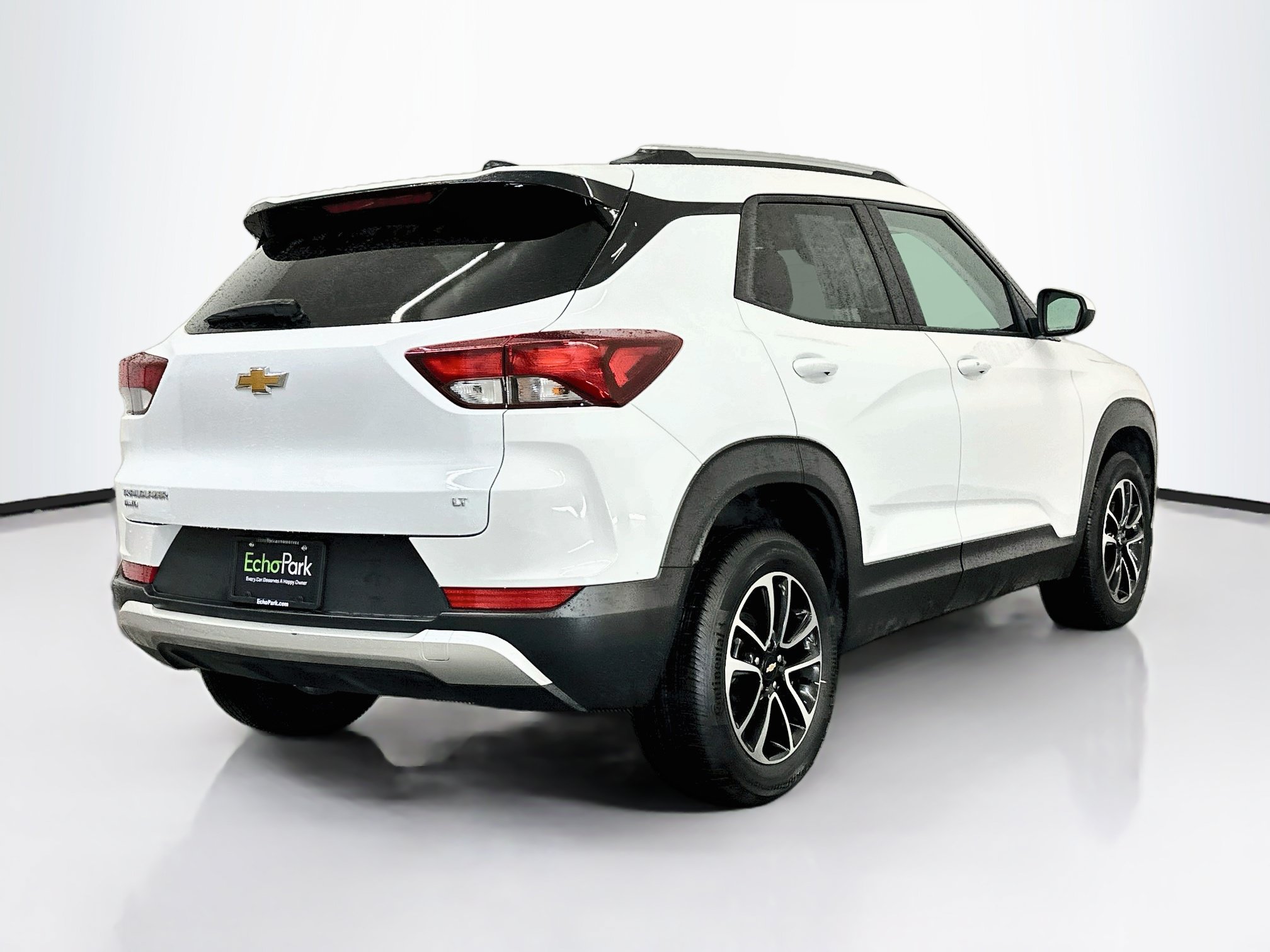 Used 2025 Chevrolet TrailBlazer LT AWD/4WD image 9