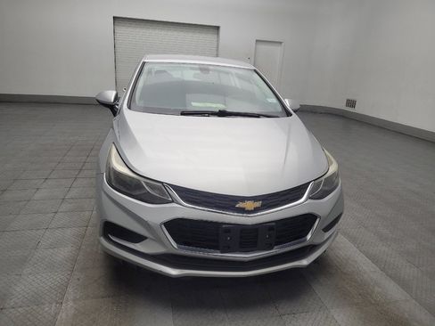 Used 2018 Chevrolet Cruze LT FWD image 14
