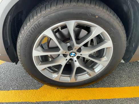 Used 2024 BMW X5 xDrive40i w/ Parking Assistance Package AWD/4WD image 27