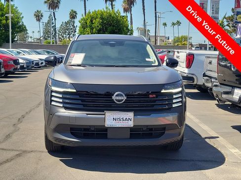 Certified 2026 Nissan Kicks SR FWD image 29