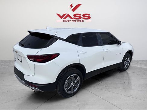 Used 2024 Chevrolet Blazer LT FWD image 5