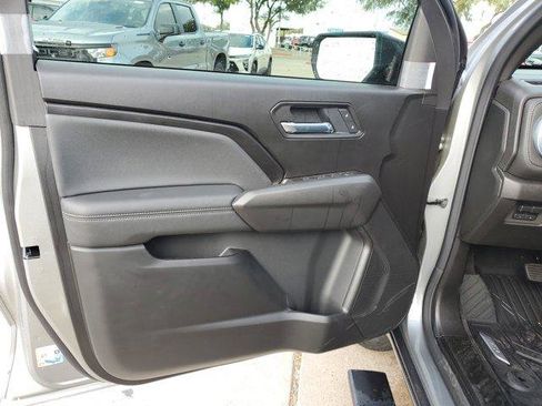 New 2026 Chevrolet Colorado LT image 16