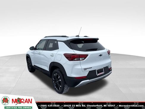 Used 2022 Chevrolet TrailBlazer LT w/ LPO, Blackout Package image 3