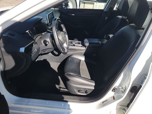 Used 2020 Nissan Altima 2.5 SR image 6