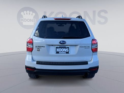 Used 2016 Subaru Forester 2.5i Premium image 5