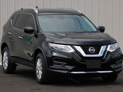 Used 2018 Nissan Rogue SV