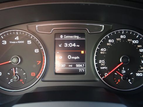 Used 2016 Audi Q3 2.0T Premium Plus w/ Technology Package FWD image 38