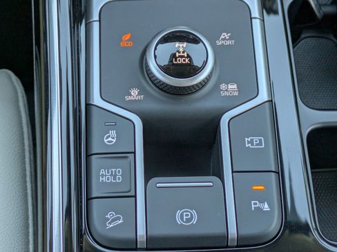 Used 2023 Kia Sorento SX Prestige w/ Panoramic Sunroof Package image 29