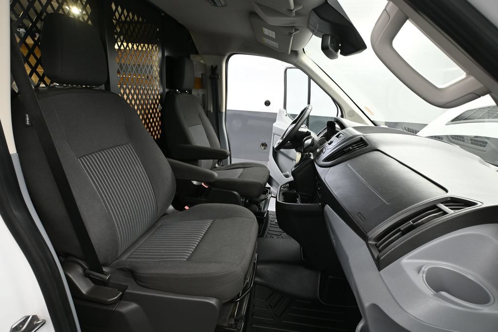 Used 2017 Ford Transit 250 130 Low Roof w/ Exterior Upgrade Package RWD image 34