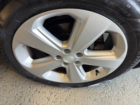 Used 2016 Buick Encore Convenience FWD image 33