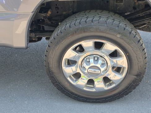 Used 2023 Ford F350 Lariat w/ Chrome Package AWD/4WD image 8