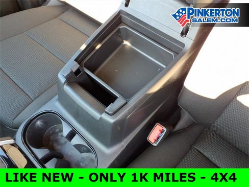 Used 2024 Chevrolet Colorado LT w/ LT Convenience Package image 26