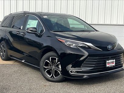 New 2025 Toyota Sienna Platinum