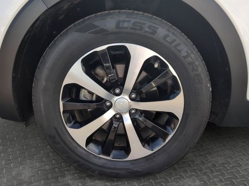 Used 2018 Kia Sorento EX FWD image 28