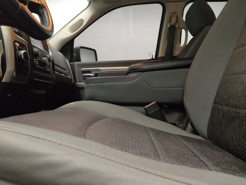 Used 2015 RAM 1500 Big Horn RWD image 17