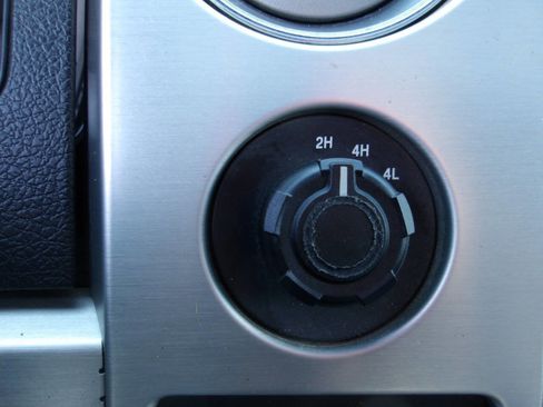 Used 2011 Ford F150 Platinum image 17