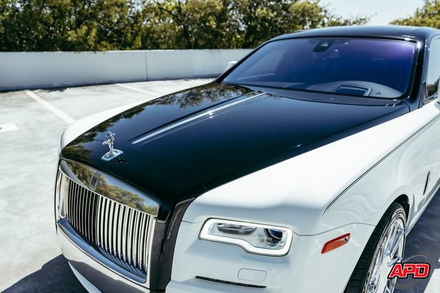 Used 2017 Rolls-Royce Ghost RWD image 32