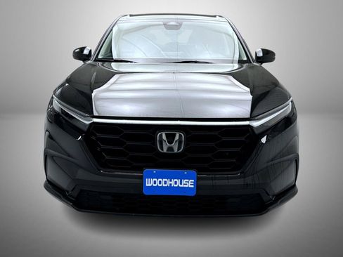 Used 2025 Honda CR-V LX image 2