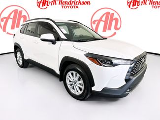 Used 2024 Toyota Corolla Cross LE video 1
