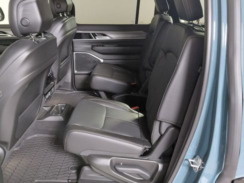 New 2026 Jeep Grand Wagoneer 4WD image 14