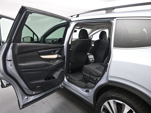 Used 2019 Subaru Ascent Premium AWD/4WD image 15