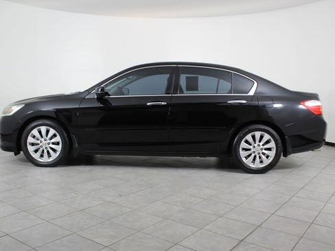 Used 2015 Honda Accord EX-L image 2