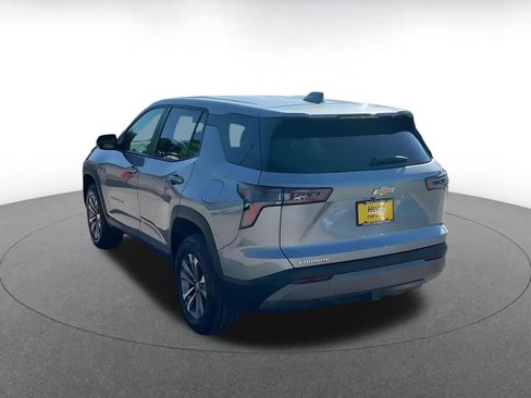 Used 2025 Chevrolet Equinox LT FWD image 11