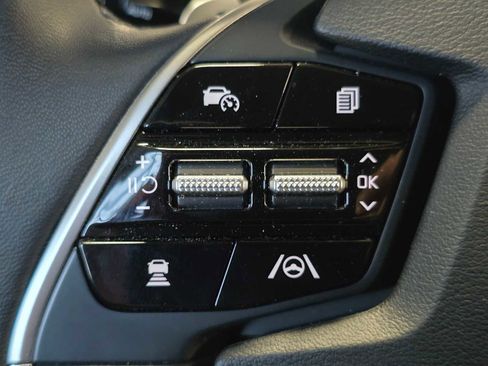 Used 2024 Kia EV6 Wind image 34