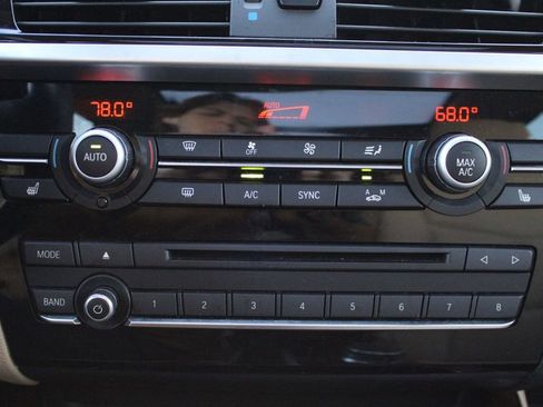 Used 2017 BMW X3 sDrive28i image 24