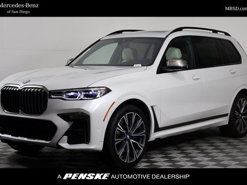 Used 2022 BMW X7 M50i w/ Cold Weather Package image 1