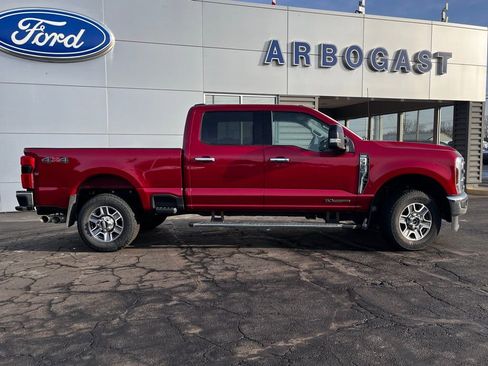 Used 2024 Ford F350 Lariat image 2