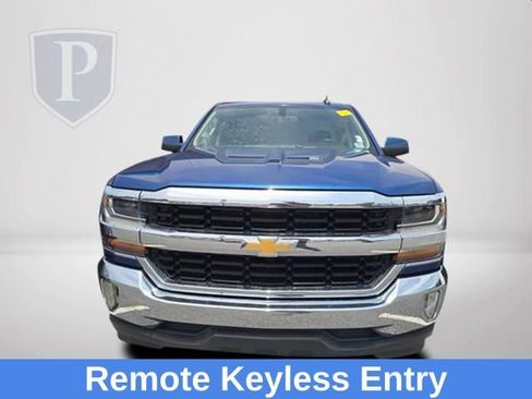 Used 2017 Chevrolet Silverado 1500 LT w/ All Star Edition RWD image 12