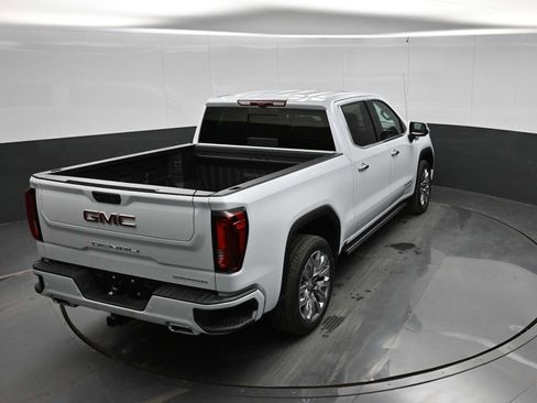 New 2026 GMC Sierra 1500 Denali w/ Denali Reserve Package AWD/4WD image 31
