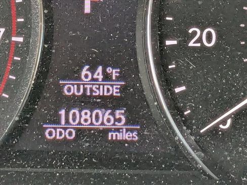 Used 2013 Lexus LS 460 AWD image 6