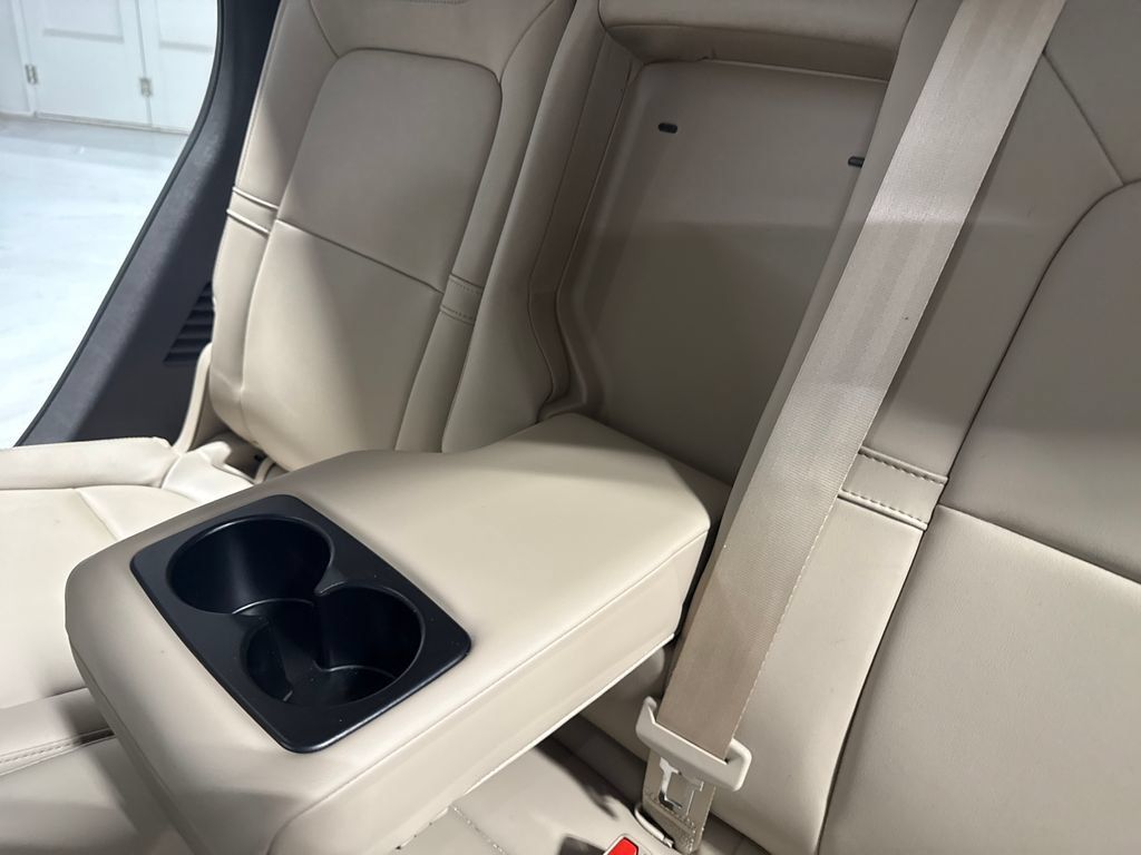 Used 2022 Lincoln Corsair FWD image 40