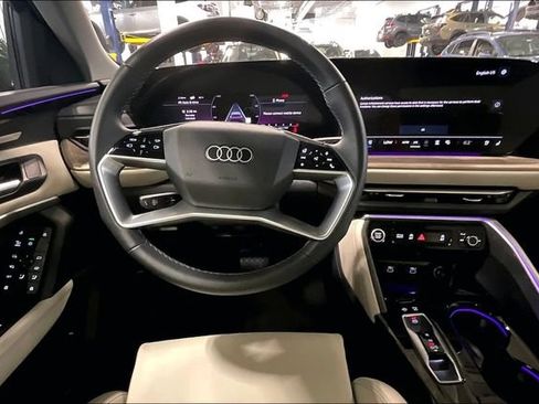 Certified 2025 Audi Q5 Premium Plus w/ Premium Plus AWD/4WD image 5