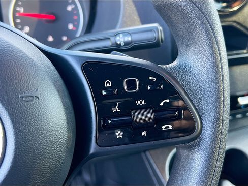 Used 2024 Mercedes-Benz Sprinter 2500 image 18