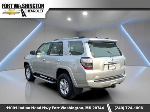 Used 2020 Toyota 4Runner SR5 Premium w/ Moonroof Package AWD/4WD image 3