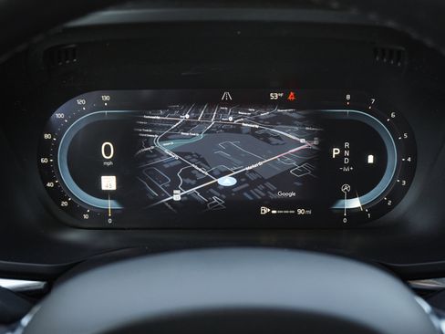 Used 2023 Volvo XC60 B5 Ultimate image 20