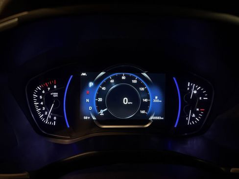 Used 2019 Hyundai Santa Fe Limited image 18